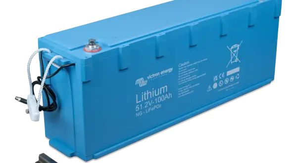 Batería de litio Victron Energy 51.2V-100Ah, ideal para descarga profunda.